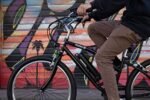 Hurley Kickflip Single Speed Beach Cruiser E-Bike - Image 6